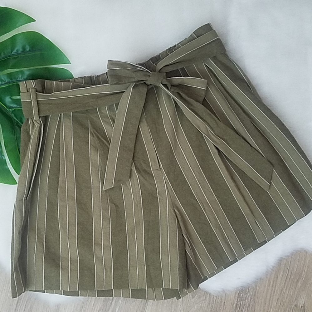Anthropologie Drew Striped Shorts Size Medium